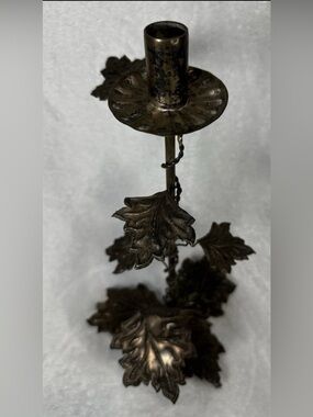 Antique-Style Metal Leaf Candle Holder in Dark Bronze